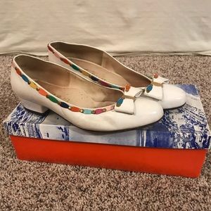 White Leather Bob Bakers